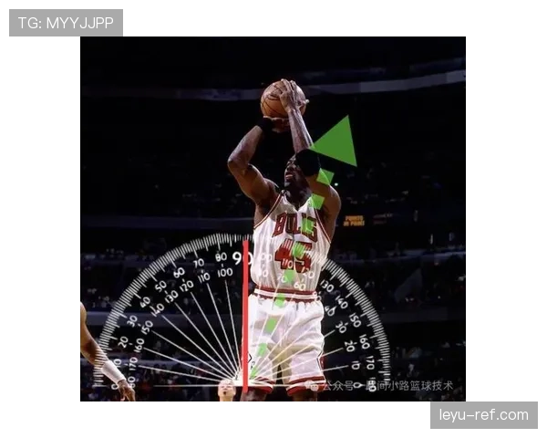 手肘外伸算投篮犯规吗？NBA球员亲身示范教你如何判断！